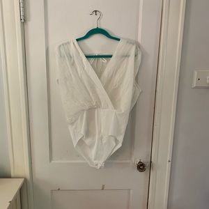 Zara deep v white body suit